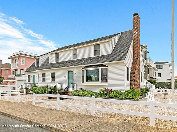 3rd image of 129 E South 32nd Street