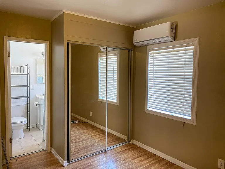 Bedroom with AC