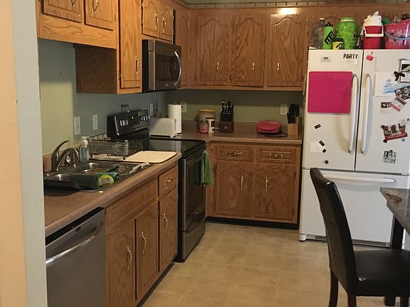 3rd image of 3413 Laurelwood Trl