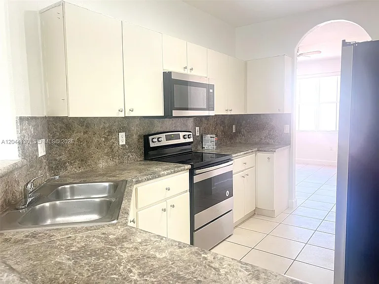 3540 SW 170th Ave #0 — Photo 12