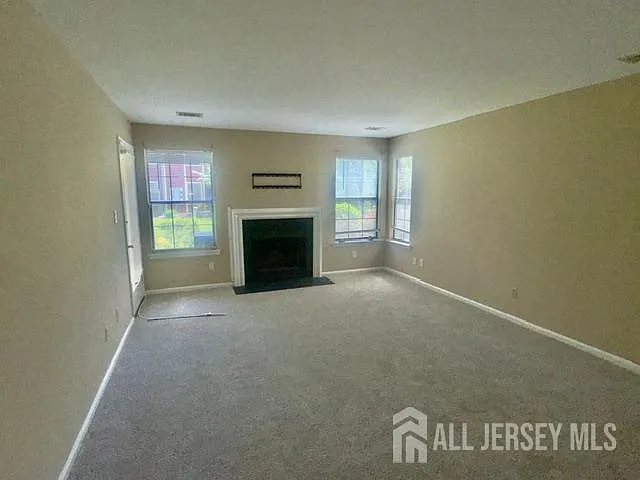 93 Longfield Ct — Photo 12