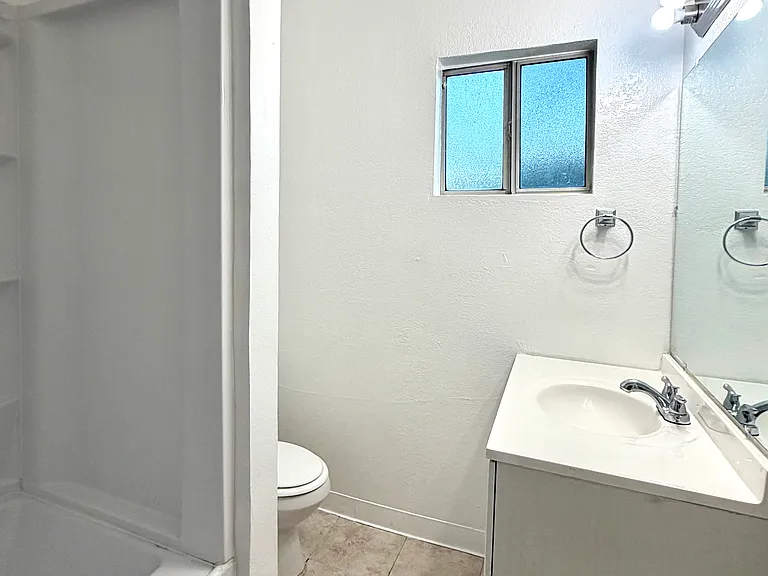 6938 Kester Ave #11 — Photo 11