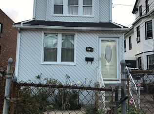 9726 121st St, South Richmond Hill, NY 11419