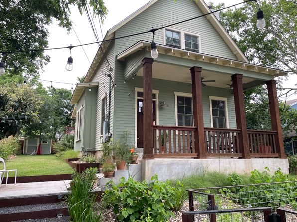2014 E 11th St