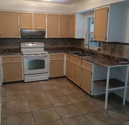 2nd image of 2241 Spring Hollow Dr