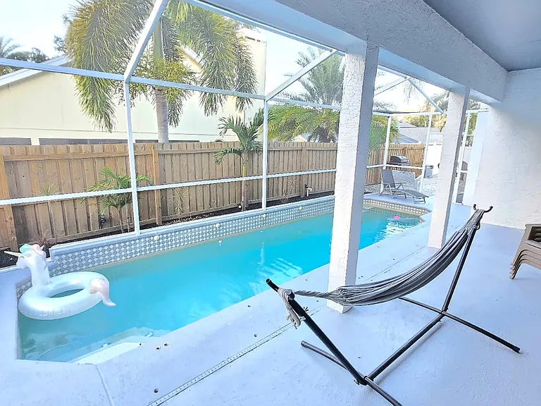 28739 Raleigh Pl — Photo 22
