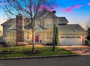 25 Woodstone Cir #12, Short Hills, NJ 07078