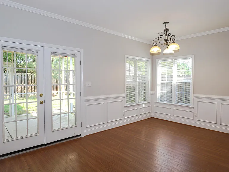 4453 Galway Dr — Photo 6