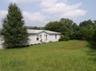 11370 Brockdell Rd, Pikeville, TN 37367