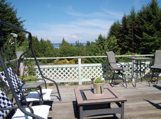 852 Black Point Rd, Brinnon, WA 98320