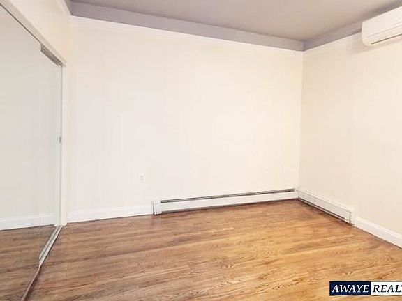 4th image of 682 Union St #3B