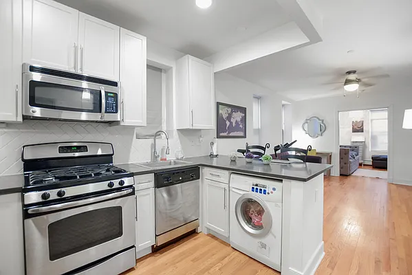 Rented by Keller Williams NYC | media 7