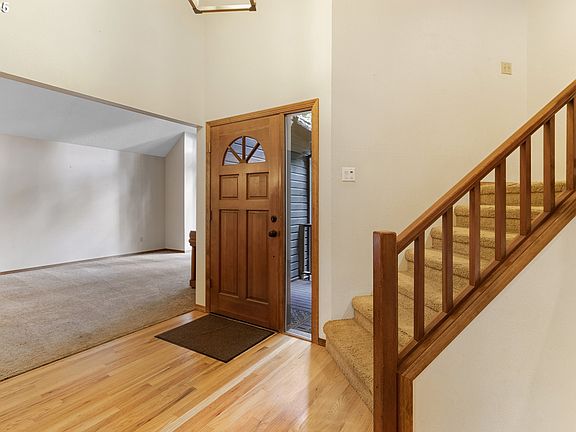 4th image of 15827 S Lucky Ln