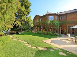 130 S Layton Dr, Los Angeles, CA 90049