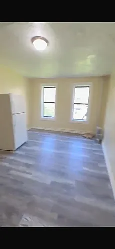 Featherbed Ln Photo 1