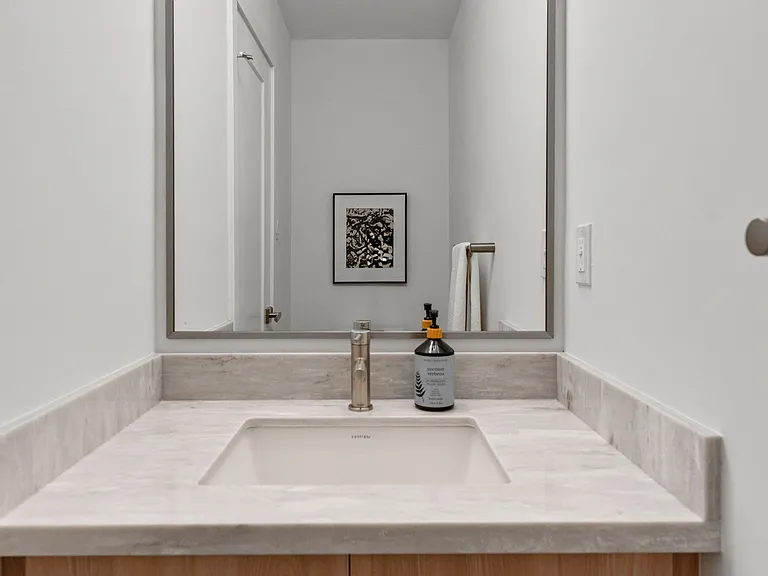 86 Kenwood Ave #5 — Photo 21