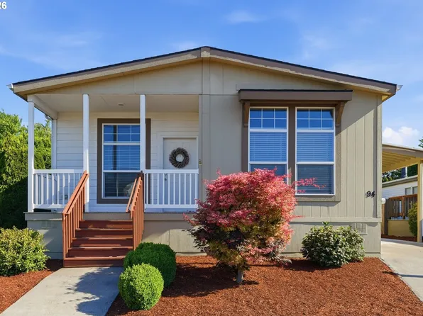 1000 S McKern Ct #94, Newberg, OR 97132