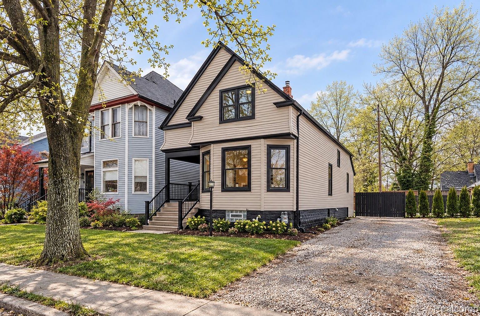 1759 Fischer St, Detroit, MI 48214