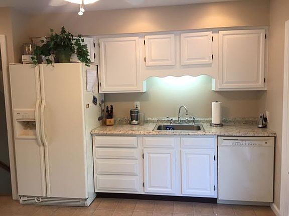 3rd image of 2328 Ramshorn Dr