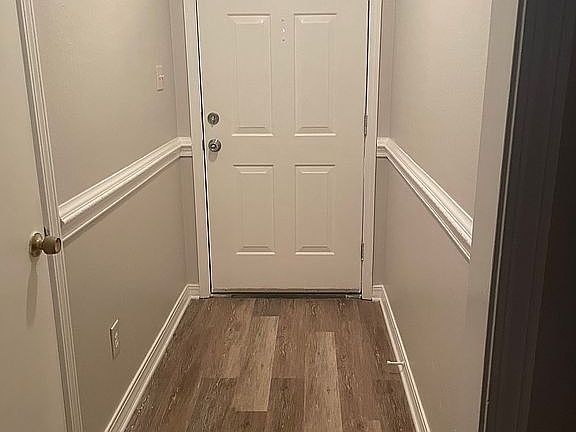 3rd image of 2633 Brown St