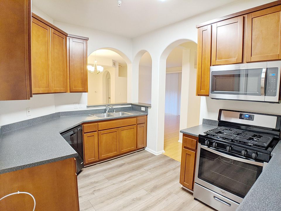 1st image of 1625 Butler Ave APT 103