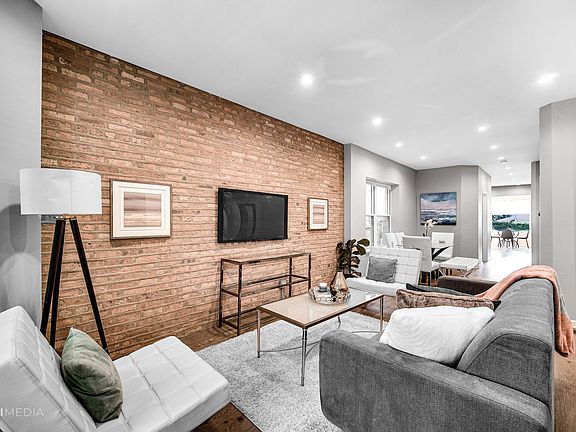 3rd image of 1507 W Hollywood Ave #1
