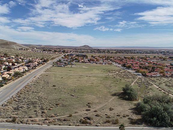2nd image of 30th St W