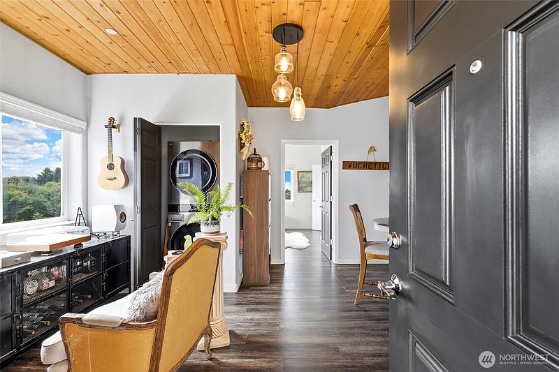 5th image of 262 Oyhut Bay Boulevard SW #401