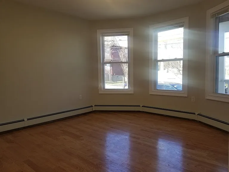 47 Fremont St #1 — Photo 8