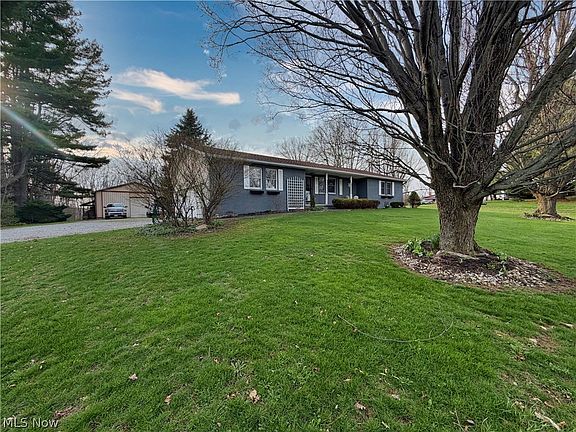 3rd image of 5279 Newgarden Rd