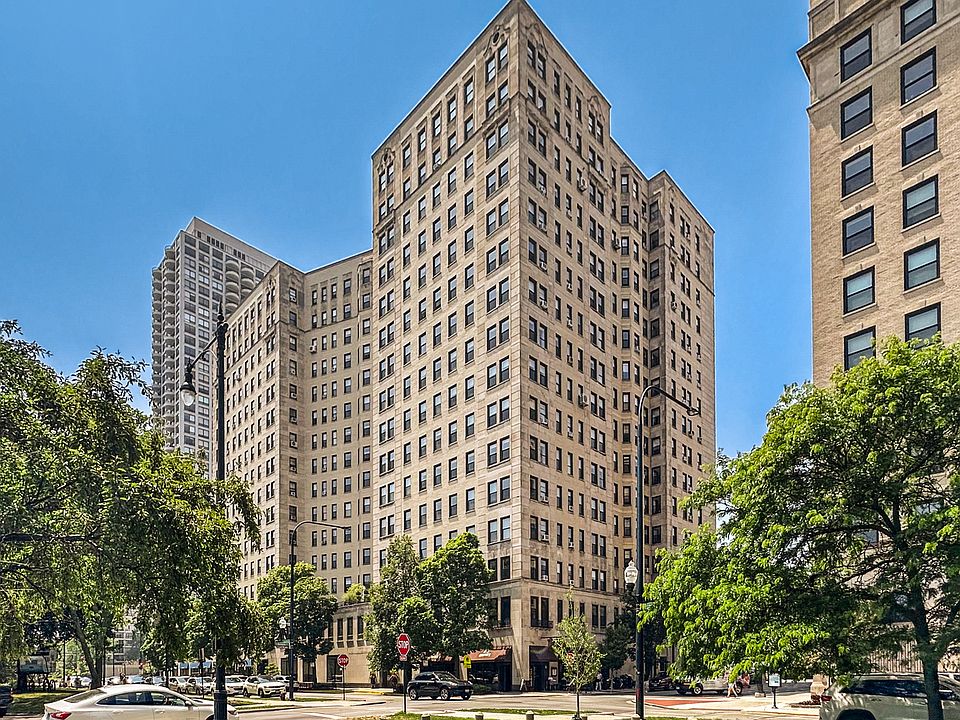 1st image of 2000 N Lincoln Park W #1503