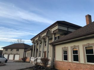 35 Harbor Rd, Morganville, NJ 07751