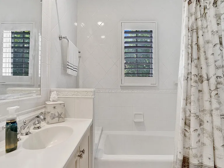 7 Saranac Rd — Photo 31