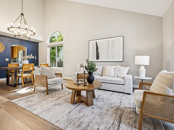 2nd image of 42 Hop Ranch Circle