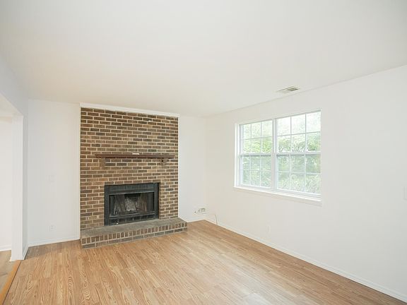 4th image of 411 Williams Ave