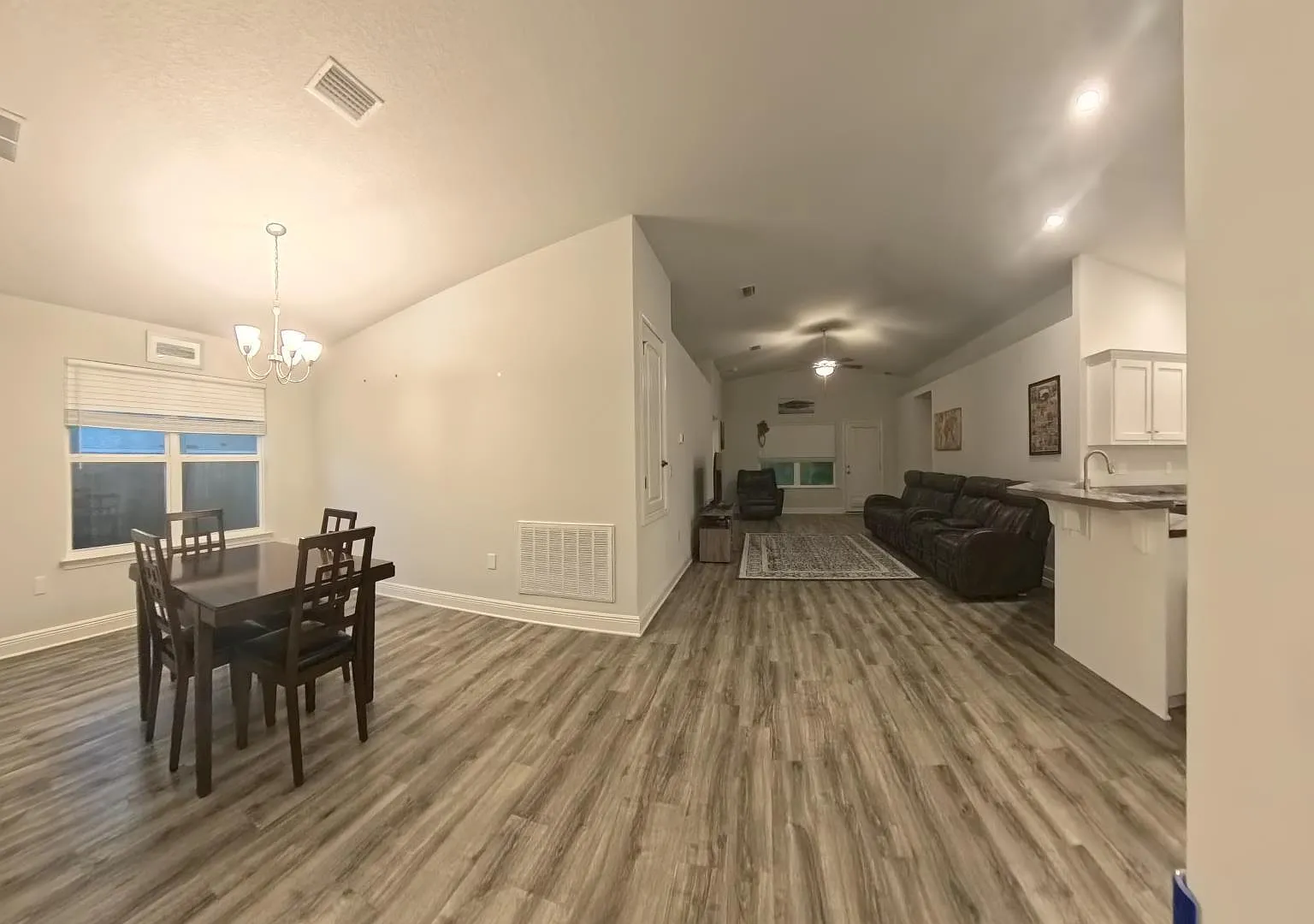 4 bed, 1825 sqft, $2,150 — Photo 2