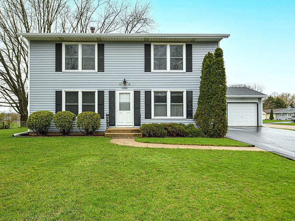 1st image of 2204 Hermitage Ln