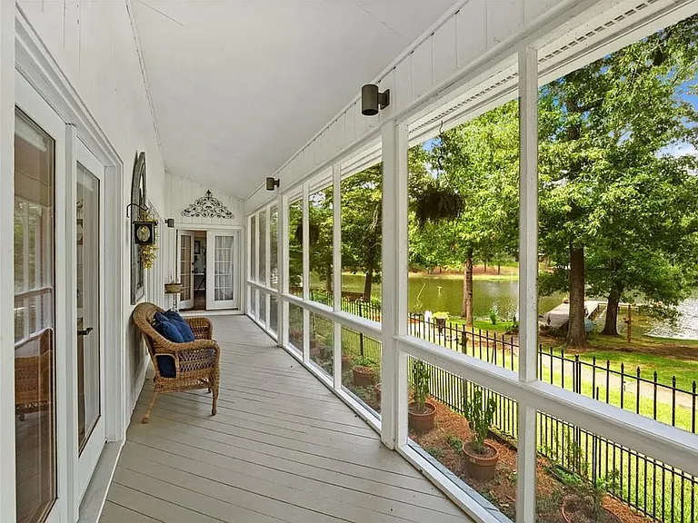219 Shoreline Rd — Photo 36