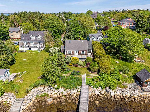 2nd image of 65 Shore Rd