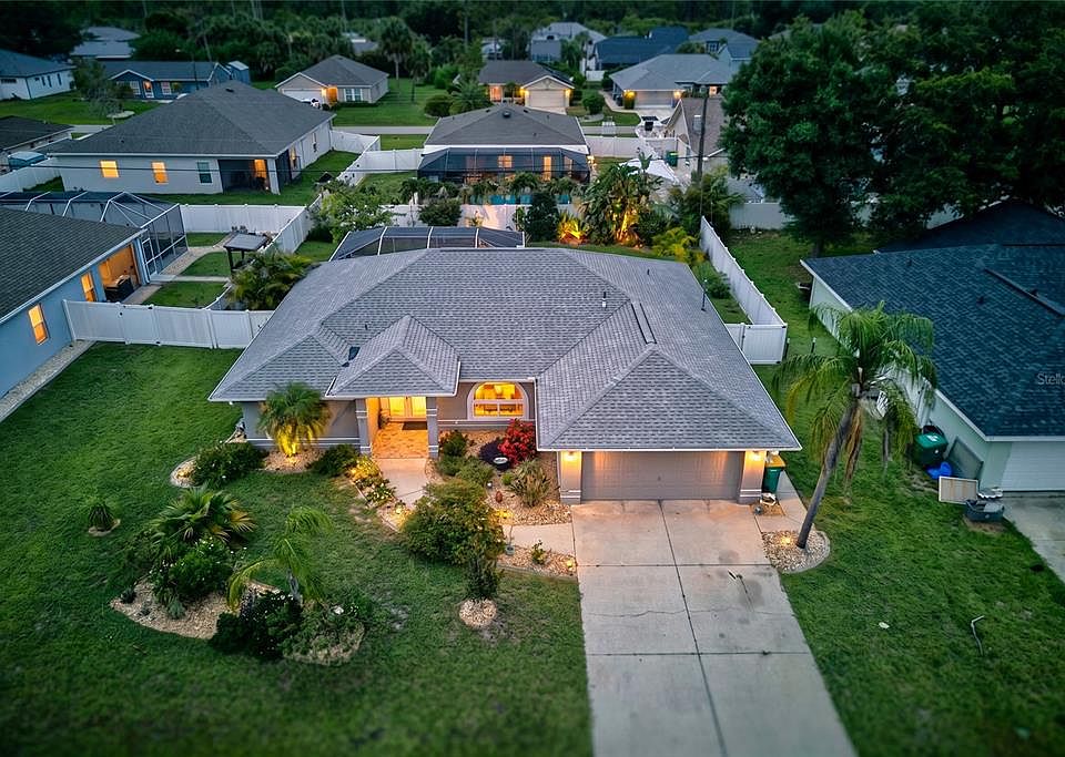 1st image of 23490 Dunstan Ave