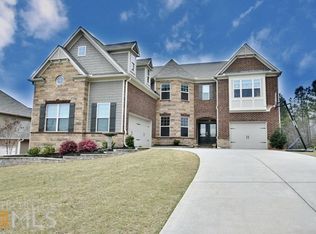 450 Linden Ct, Suwanee, GA 30024