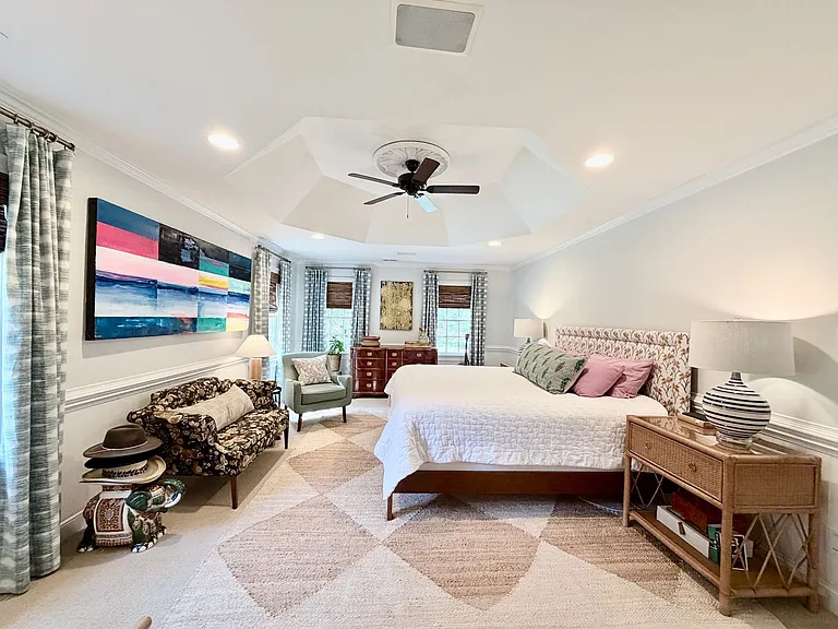 2 Artesian Ct — Photo 4