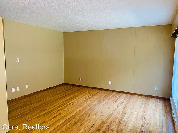 4th image of 2364 NW Overton St APT 4