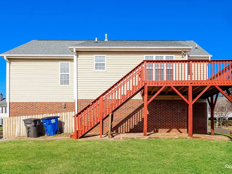 5540 Woodspring Dr — Photo 15