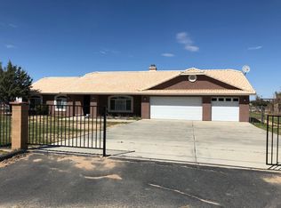 15744 Lime St, Hesperia, CA 92345