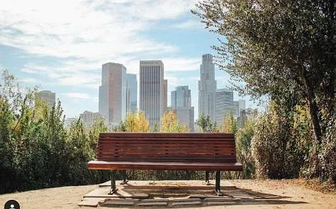 Vista Hermosa Park (walking distance park)