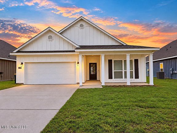 3rd image of 7749 Coral Ln