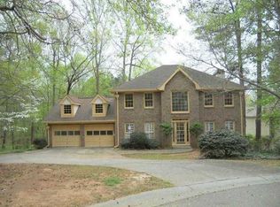 8925 Willowbrae Ln, Roswell, GA 30076