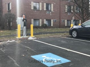 2344 Commonwealth Ave #34, Auburndale, MA 02466