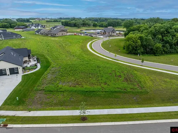 1011 Saba Blvd #5, Mankato, MN 56001